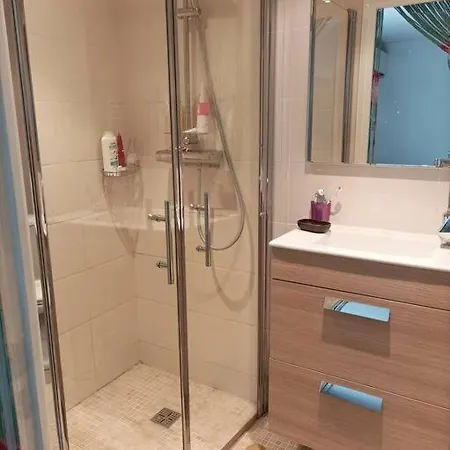 Ereja Havre De Luxe à Avec Piscine *